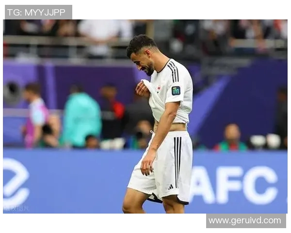 伊拉克足球中场球星的辉煌历程与坚韧精神展现