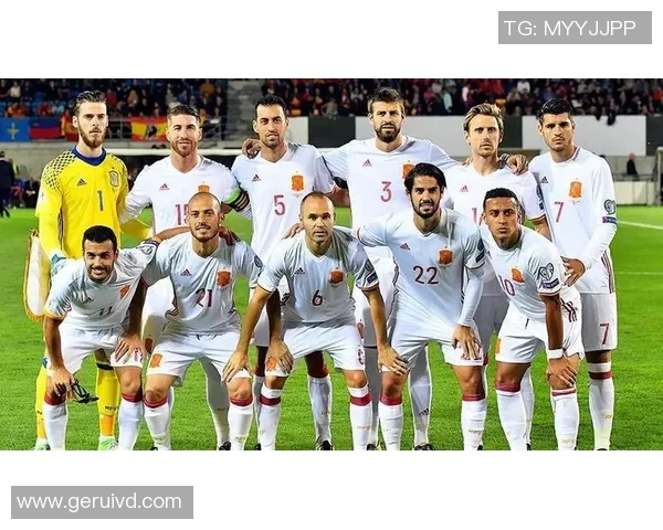 二选一足球球星名单盘点 深度解析全球顶级球员对比